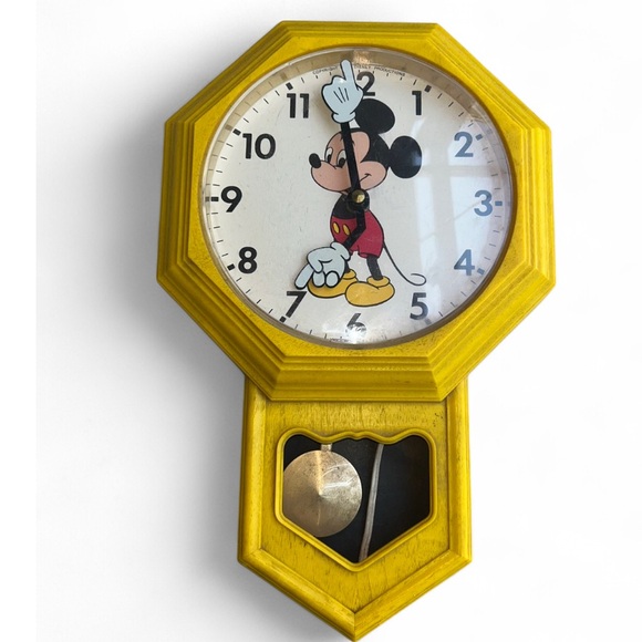 Vintage Disney Mickey Mouse PENDULUM Wall CLOCK Welby ELGIN, YELLOW Not Working - Picture 1 of 5